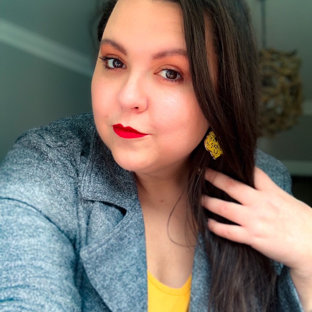 Meet your Posher, Ashley